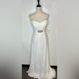 Wedding dress/ bridal gown/ destination wedding dress/ formal dress